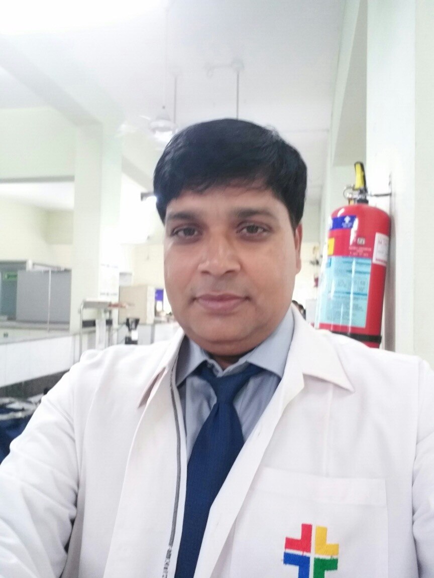 Dr. Mahesh Sinnarkar - Piles & Hernia Surgeon