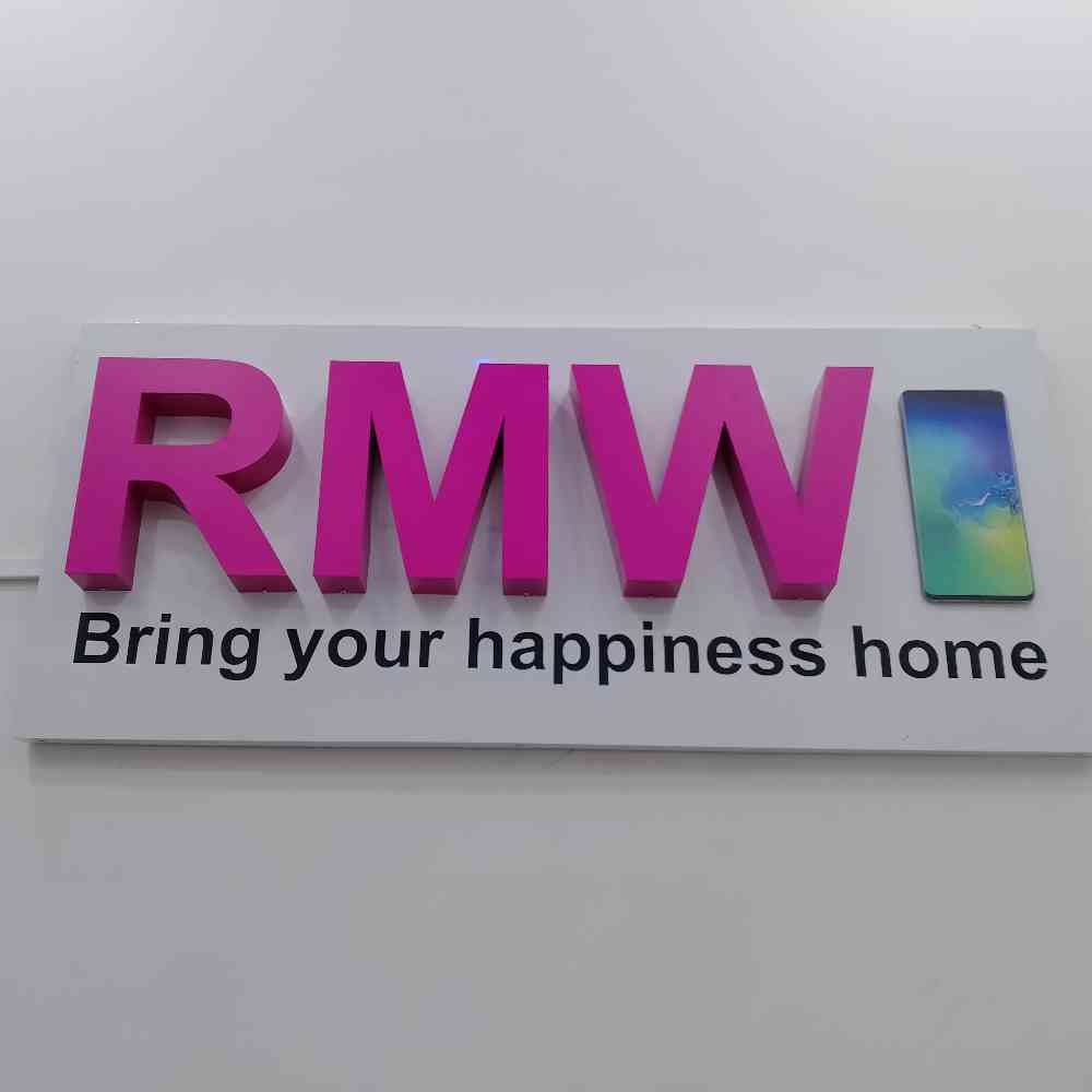 Romance Mobile World