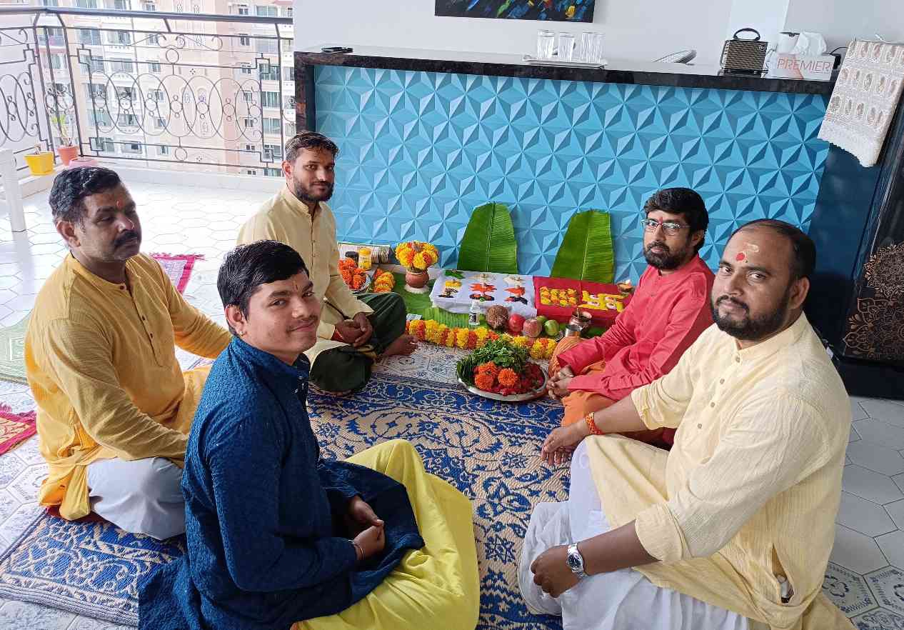 North indian Pandit Grihapravesh Puja
